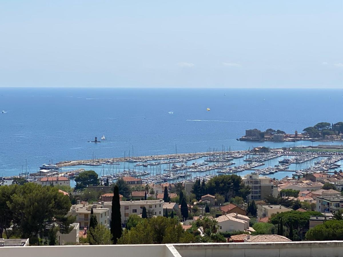 Superbe T2 44M2 - Grande Terrasse Vue Mer Panoramique Exceptionnelle Piscine - Parking Bandol Exterior foto